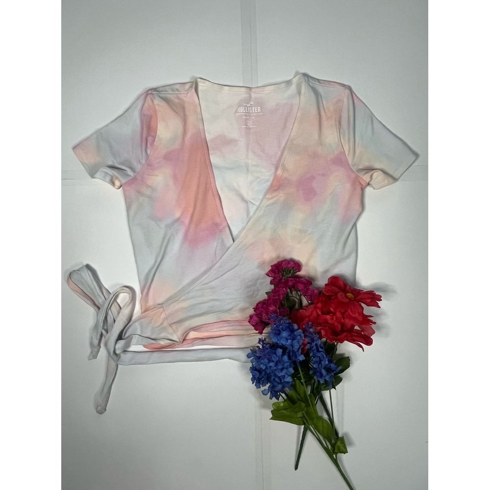 Hollister Womens T-Shirt Cropped Short Sleeve V-Neck Wrapped Sz S‎ Baby Tee